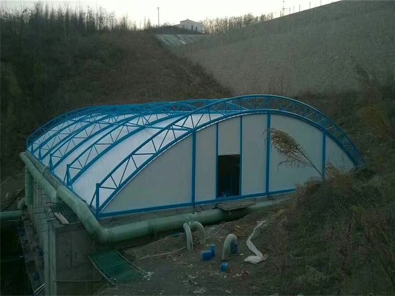 污水池反吊膜加盖